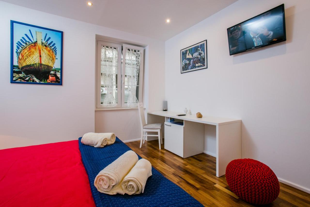 Guesthouse Old Mulberry Split Habitación foto